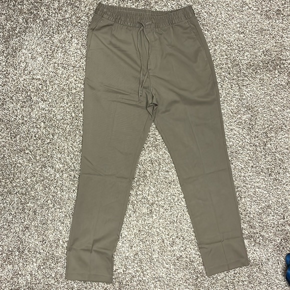H&M Slim Fit Pants - Picture 1 of 4